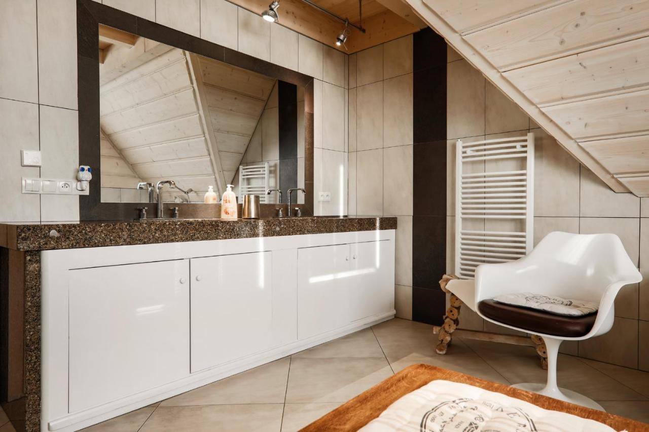 Kwiat Sniegu Deluxe Kolo Gubalowki Nowe Bystre Exterior foto